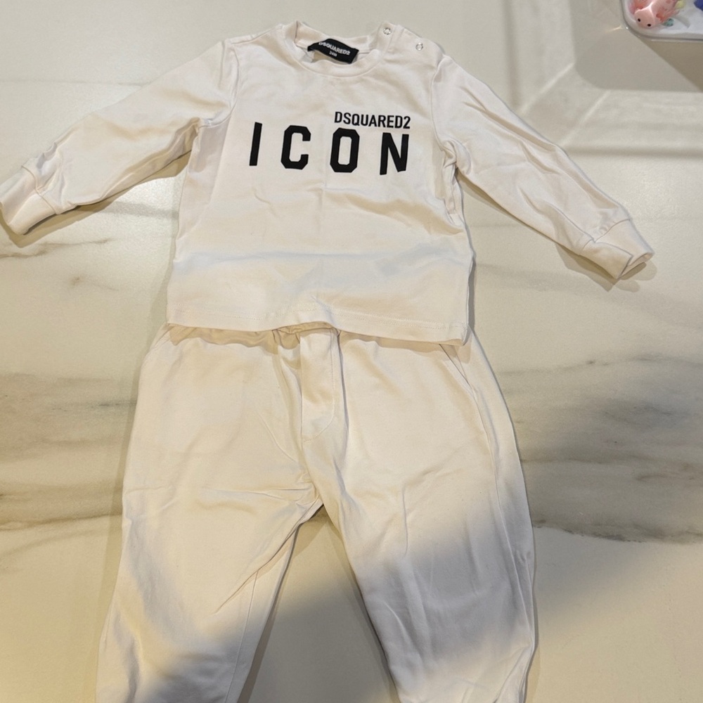 DSquared2 baby outfit